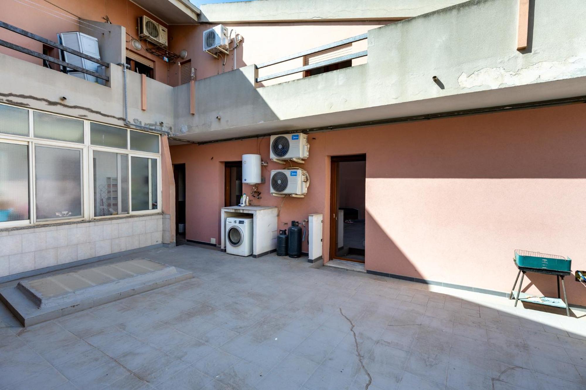 Relis Rooms Quartu Sant'Elena Exterior photo