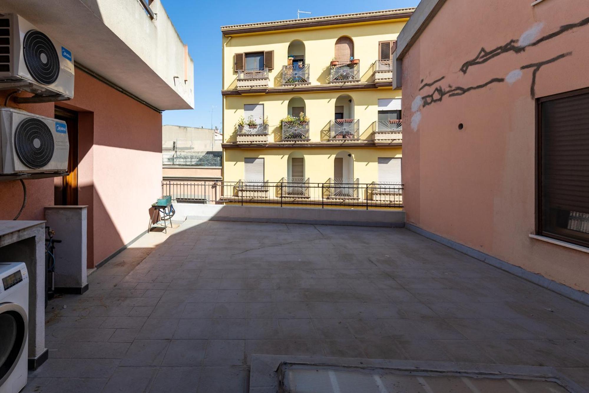 Relis Rooms Quartu Sant'Elena Exterior photo